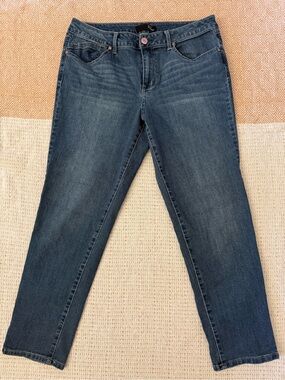 1822 Denim Women's Straight Leg Jeans in Medium Blue Wash